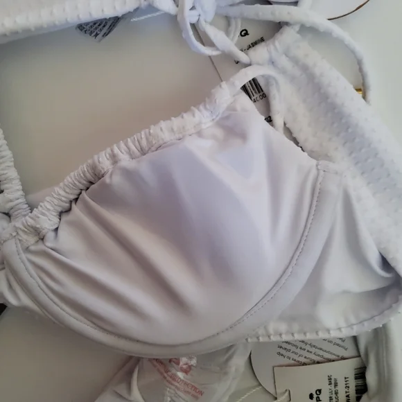 PQ Swim Set Saw Jasmine Underwire Top & Water Lily Basic Ruched Teeny Bottom S - Picture 9 of 9